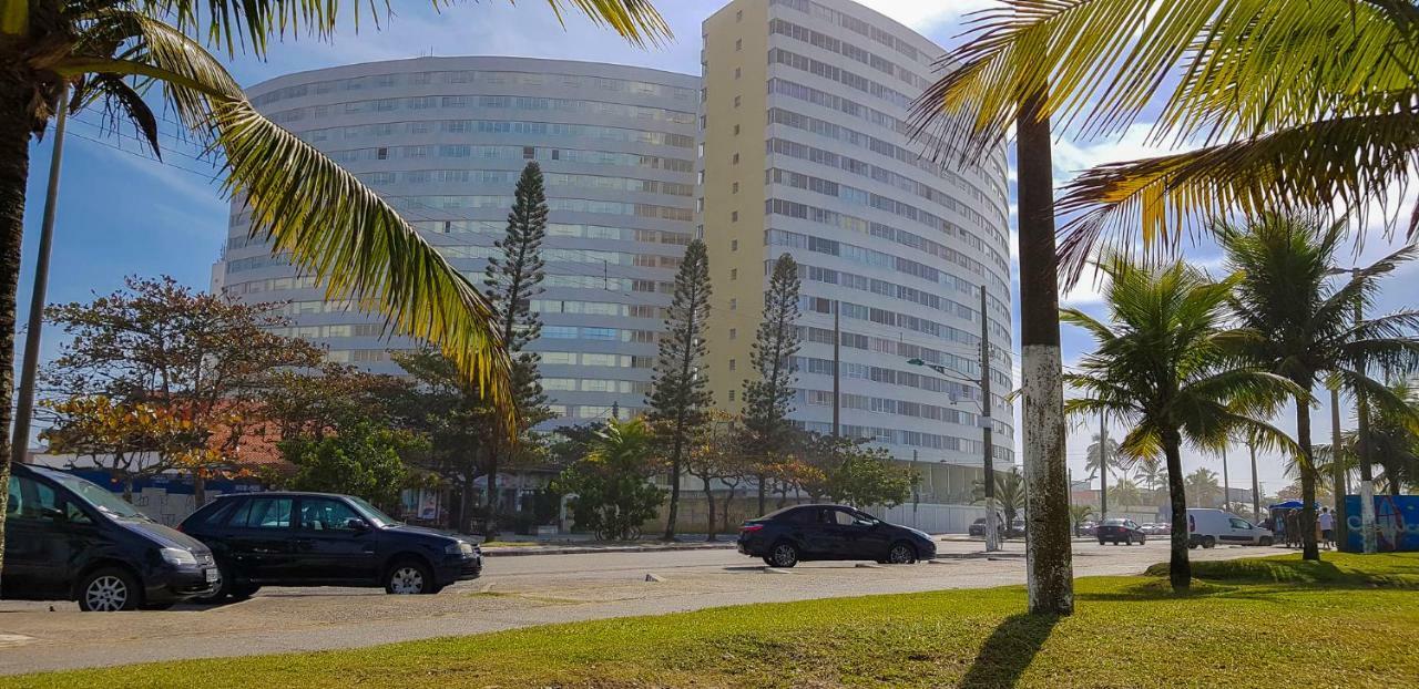 Apartamento Em Frente A Praia Peruíbe Eksteriør billede
